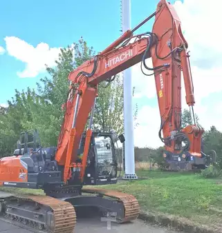 Beltegraver 2023 Hitachi ZX250LCN-7 (4)