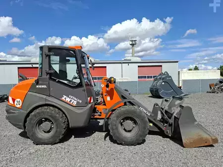 Hjullaster 2023 Hitachi ZW75-6 (5)