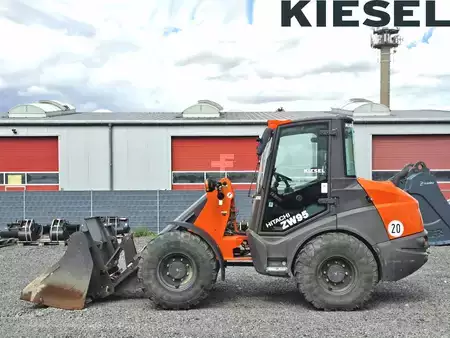Hjullaster 2024 Hitachi ZW95-6 (1)