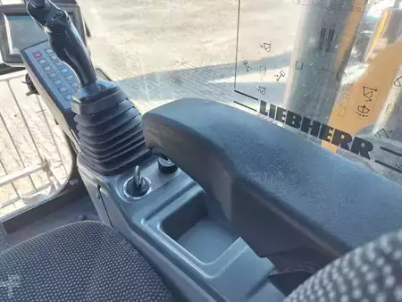 Гідравлічні екскаватори 2018 Liebherr R956LC (14)