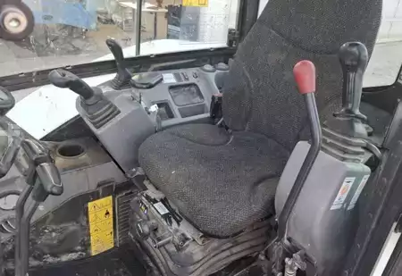 Minibagry 2023 Bobcat E55z (10)