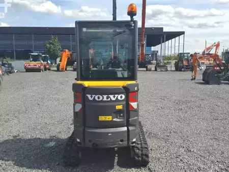 Міні-екскаватори 2023 Volvo EC18E (3)