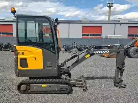 Міні-екскаватори 2023 Volvo EC18E (5)