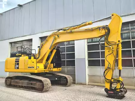 Korečková rýpadla 2020 Komatsu PC240NLC-11 (4)