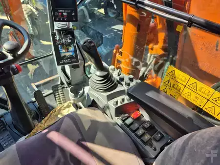 Pyöräkaivinkoneet  2023 Hitachi ZX155W-7 (18)