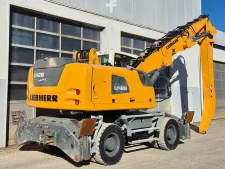 Anyagkezelő 2020 Liebherr LH26 (6)