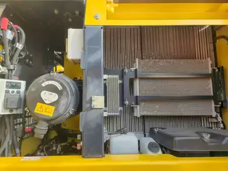 Mobilní bagry 2020 Komatsu PW180-11 (10)