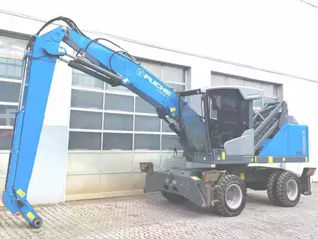 Překládací bagry  2023 Fuchs MHL320 F (2)