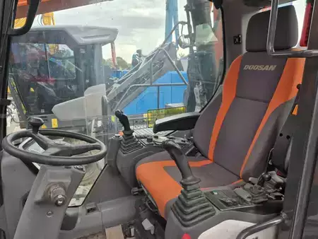 Overslagmachines 2020 Doosan DX160W-5 (14)