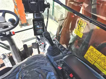 Hjulgraver 2022 Hitachi ZX180W-7 (17)