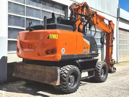 Hjulgraver 2022 Hitachi ZX180W-7 (6)