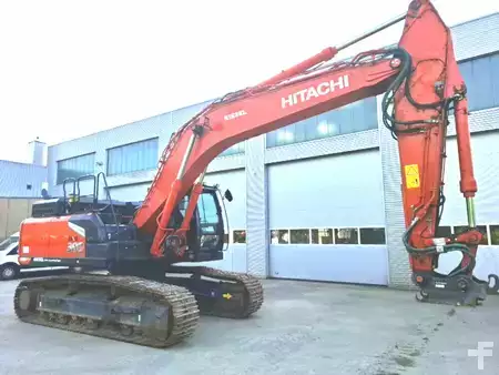Korečková rýpadla 2023 Hitachi ZX300LCN-7 (4)