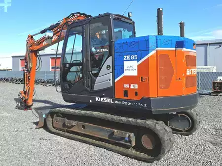 Minibagry 2022 Hitachi KTEG ZE85 Elektro (3)