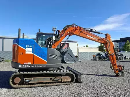Minibagry 2022 Hitachi KTEG ZE85 Elektro (5)