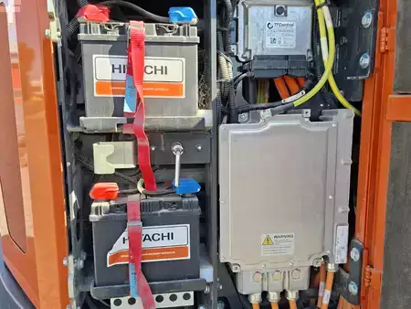 Minibagry 2022 Hitachi KTEG ZE85 Elektro (7)