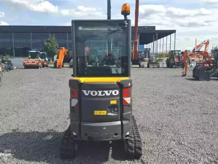 Mini excavators 2023 Volvo EC18E (3)