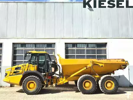 Csuklós dömperek 2019 Bell B25E (1)