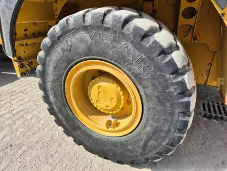 Csuklós dömperek 2019 Bell B25E (11)