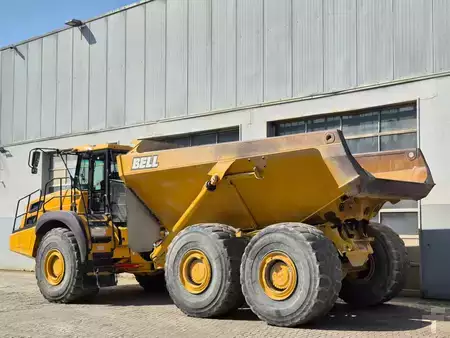 Artikulerte dumpere 2022 Bell B40E (3)