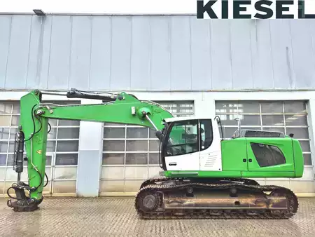 Korečková rýpadla 2019 Liebherr R936NLC (1)