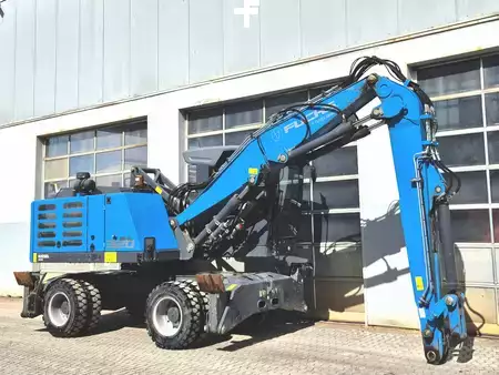 Překládací bagry  2022 Fuchs MHL320 F (4)