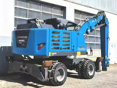 Překládací bagry  2022 Fuchs MHL320 F (6)