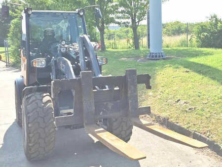 Chargeuse sur pneus 2023 Giant G5000 X-Tra (5)