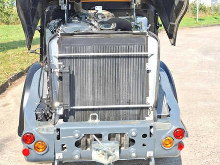 Chargeuse sur pneus 2023 Giant G5000 X-Tra (7)