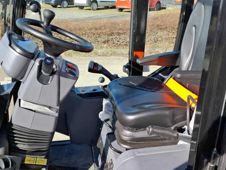 Autres 2023 Giant G2700E X-Tra Elektro (8)