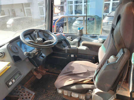 Csuklós dömperek 2019 Bell B30E (8)