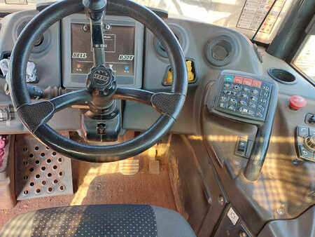 Csuklós dömperek 2019 Bell B30E (9)