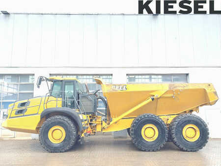 Csuklós dömperek 2021 Bell B40E (1)