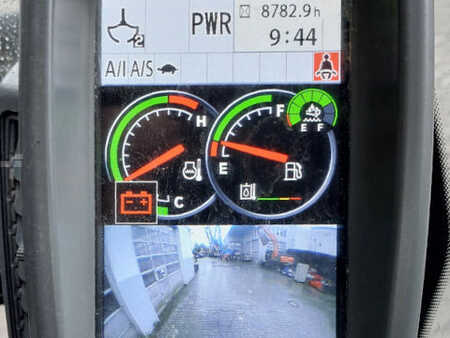 Koparki do wyburzeń 2019 Hitachi KTEG KMC400P-6 (16)