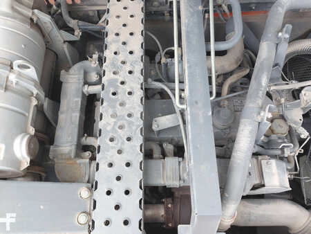 Umschlagbagger 2021 Hitachi KTEG KMC340S-6 (8)