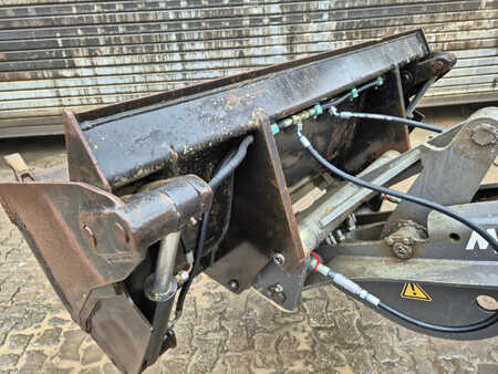 Radlader 2021 Mecalac AX850 (12)