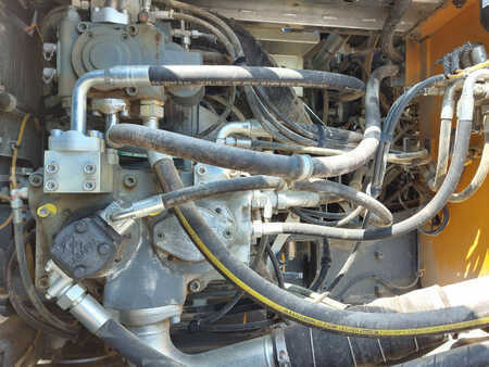 Telakaivinkoneet  2021 Liebherr R930NLC (9)