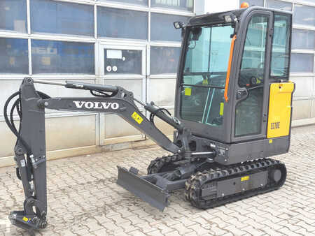 Minigraver 2023 Volvo EC18E (3)