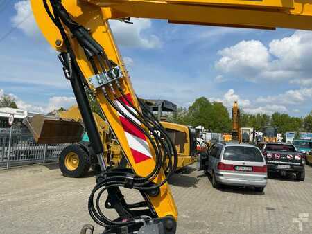 JCB HYDRADIG HD110WT 4F 40 km/h OQ45 Powertilt SW