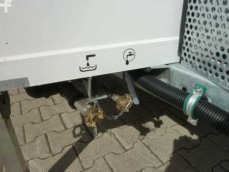 Sonstige 2023 Fahnenbruck Party Mini - Cooler 1.5 (8)