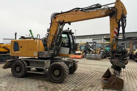 Mobilní bagry 2017 Liebherr A 916 Litronic (3)