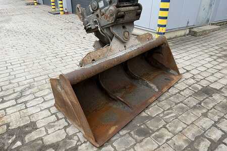 Mobilní bagry 2017 Liebherr A 916 Litronic (5)