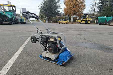 Ostatní 2022 Weber CF 2-II Hd (1)