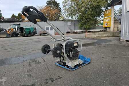 Ostatní 2022 Weber CF 2-II Hd (3)