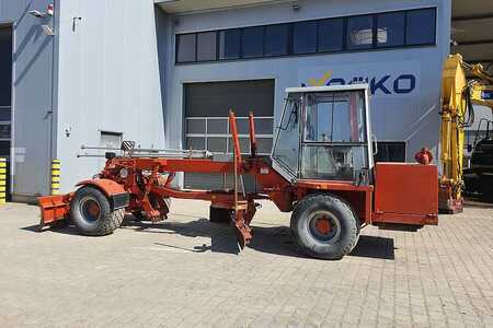 Grader 1993 MBU G 100 A (1)