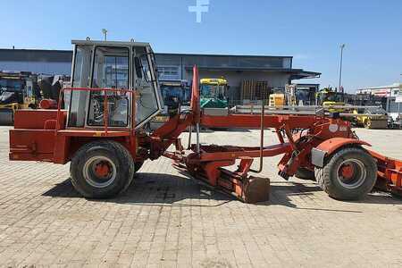 Grader 1993 MBU G 100 A (5)