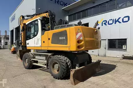 Kerekes kotrógép 2018 Liebherr A 924 Litronic (2)
