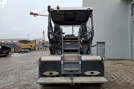 Radfertiger 2021 VÖGELE S 1800-3i (3)