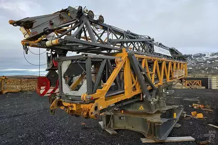 Itsensä kokoavat nosturit 2022 Liebherr 53k (2)