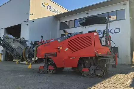 Recyklátory za studena 2017 WIRTGEN W 100 CFi (2)