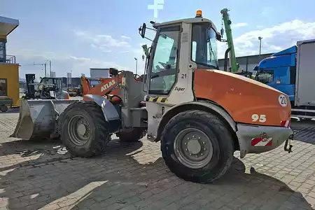 Chargeuse sur pneus 2011 Atlas AR 95e Super (6)